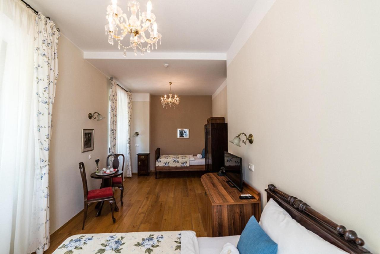 Guesthouse Bistra Vrhnika Buitenkant foto