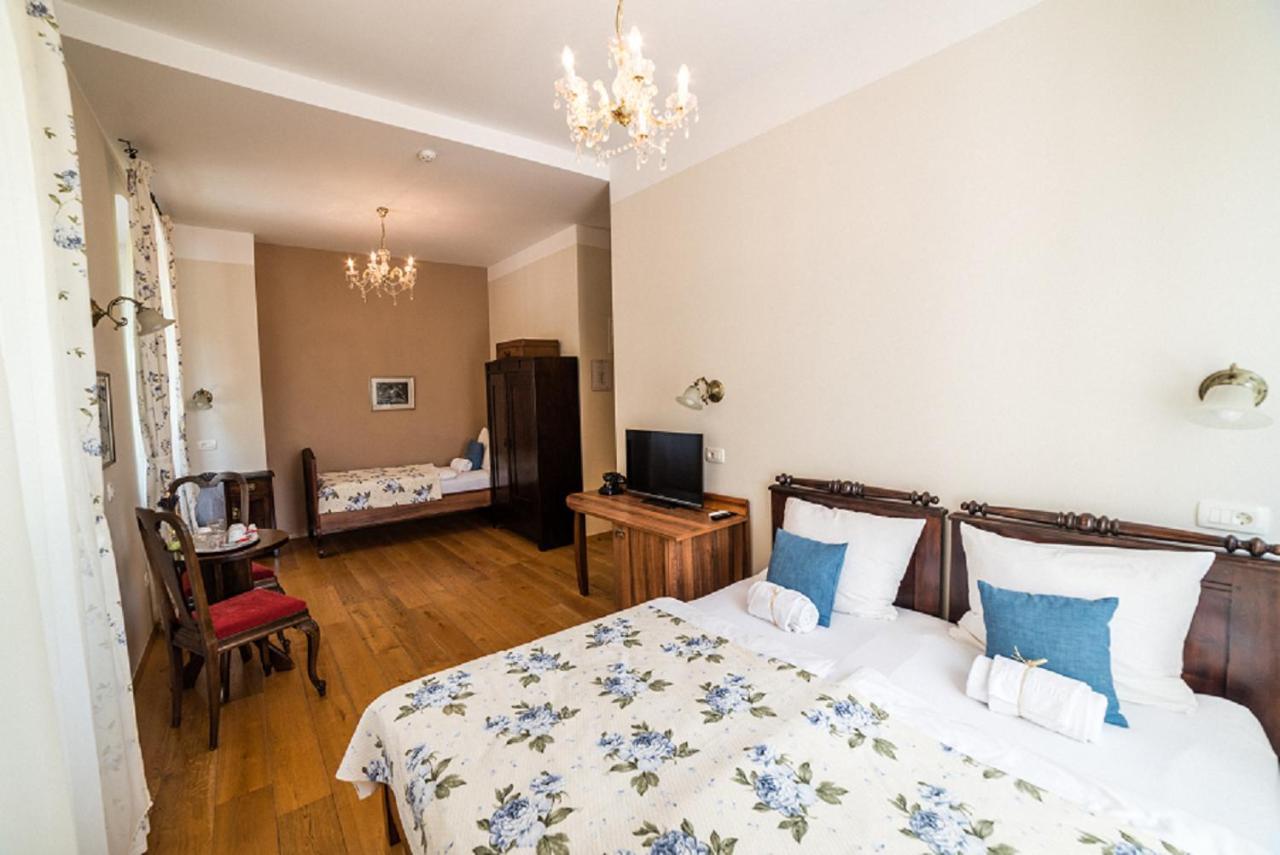Guesthouse Bistra Vrhnika Buitenkant foto